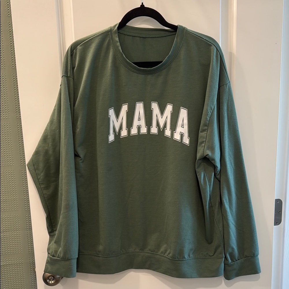 Green 'MAMA' Long Sleeve Top
